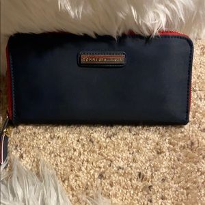 Tommy Hilfiger wallet